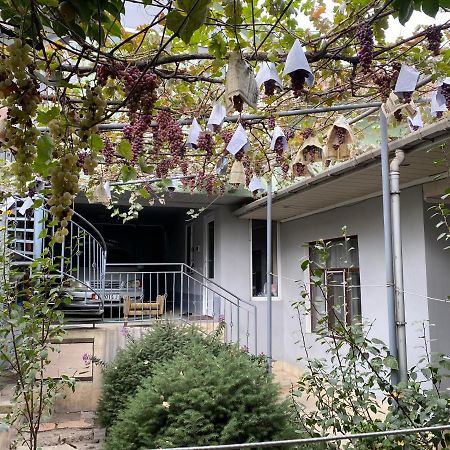 Guest House Vip Ош Екстериор снимка