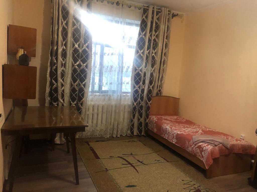 Guest House Vip Ош Екстериор снимка