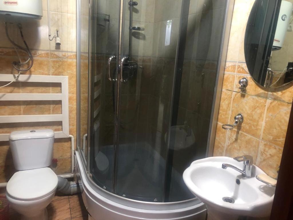 Guest House Vip Ош Екстериор снимка