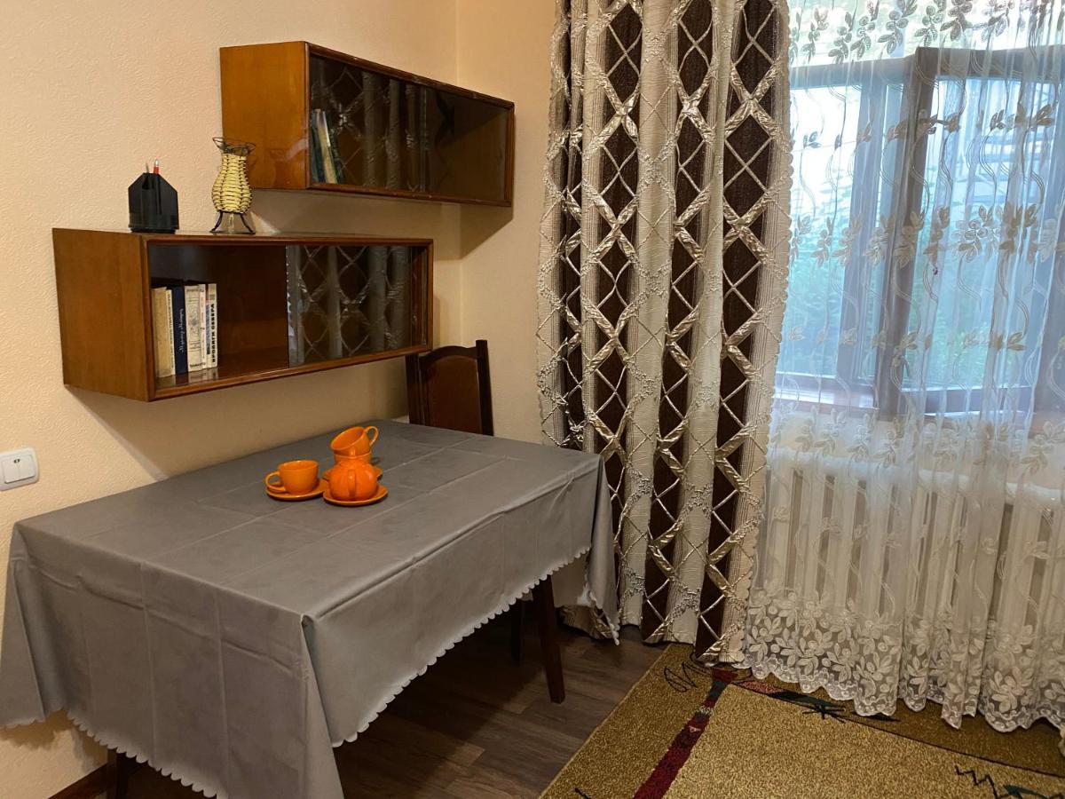 Guest House Vip Ош Екстериор снимка