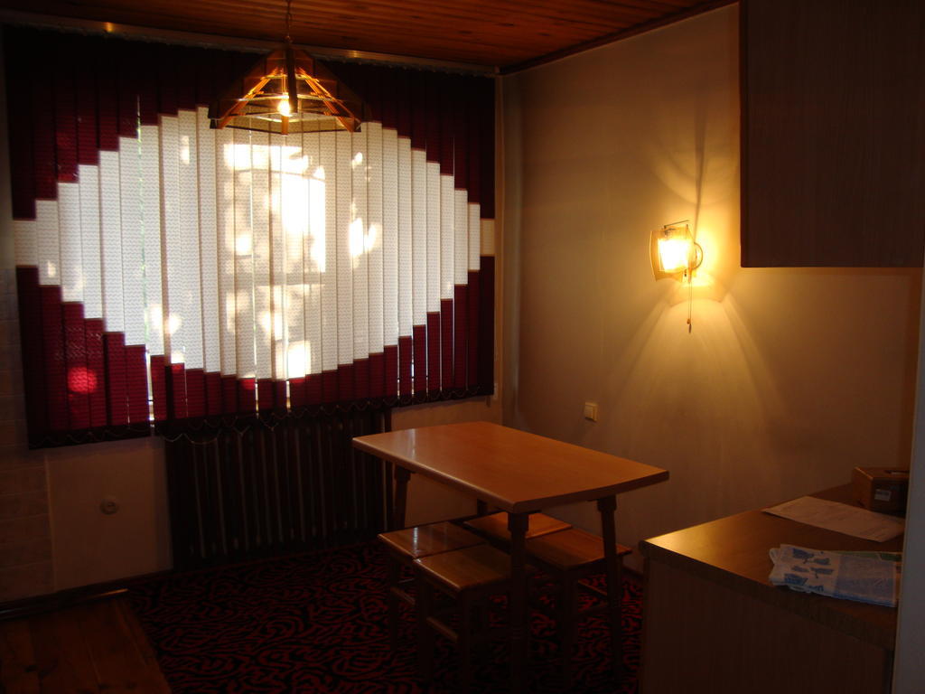 Guest House Vip Ош Стая снимка